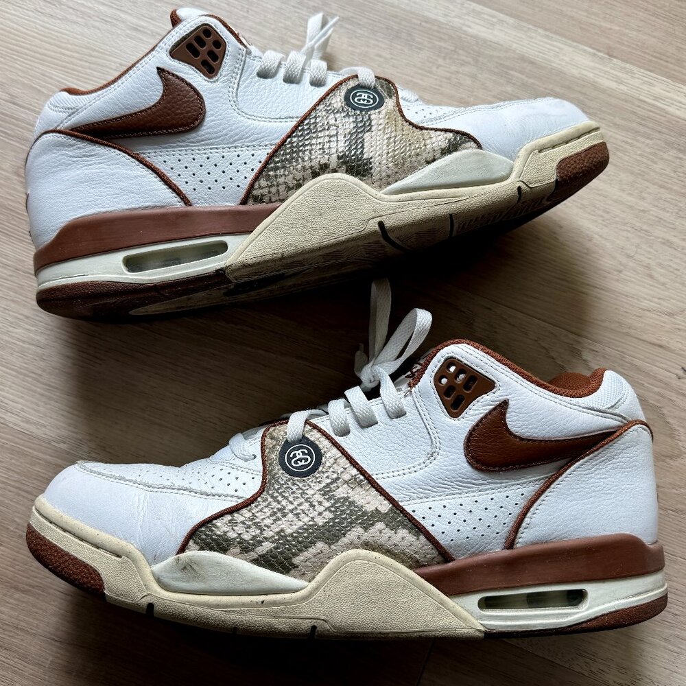 Nike Air Flight 89 Low SP x STUSSY Brown/White Size 12